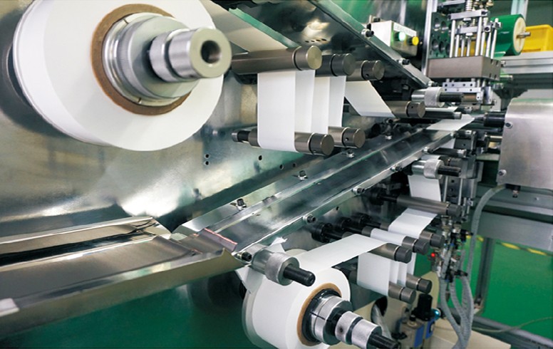 Lithium battery winding machine